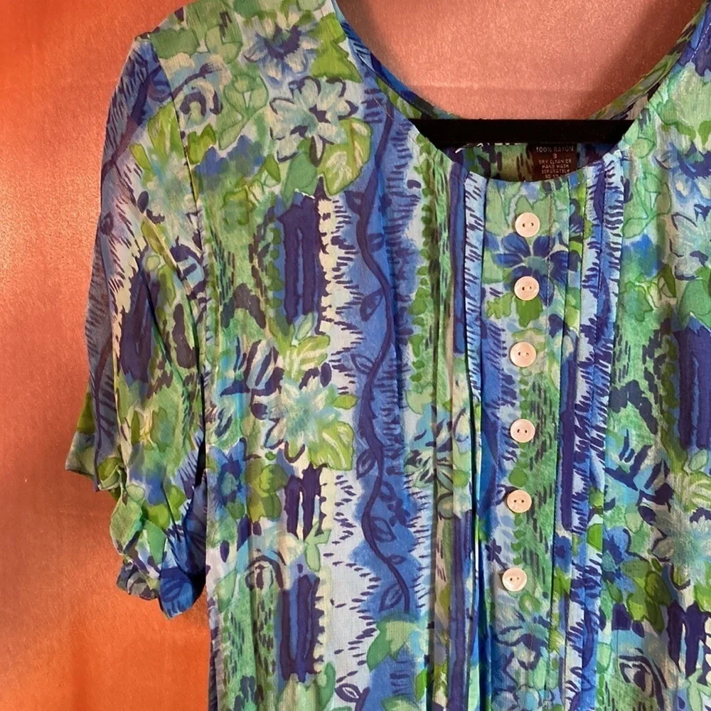 Vintage 90’s blue and green sheet with under dress dress 126 40” chest. 51” long